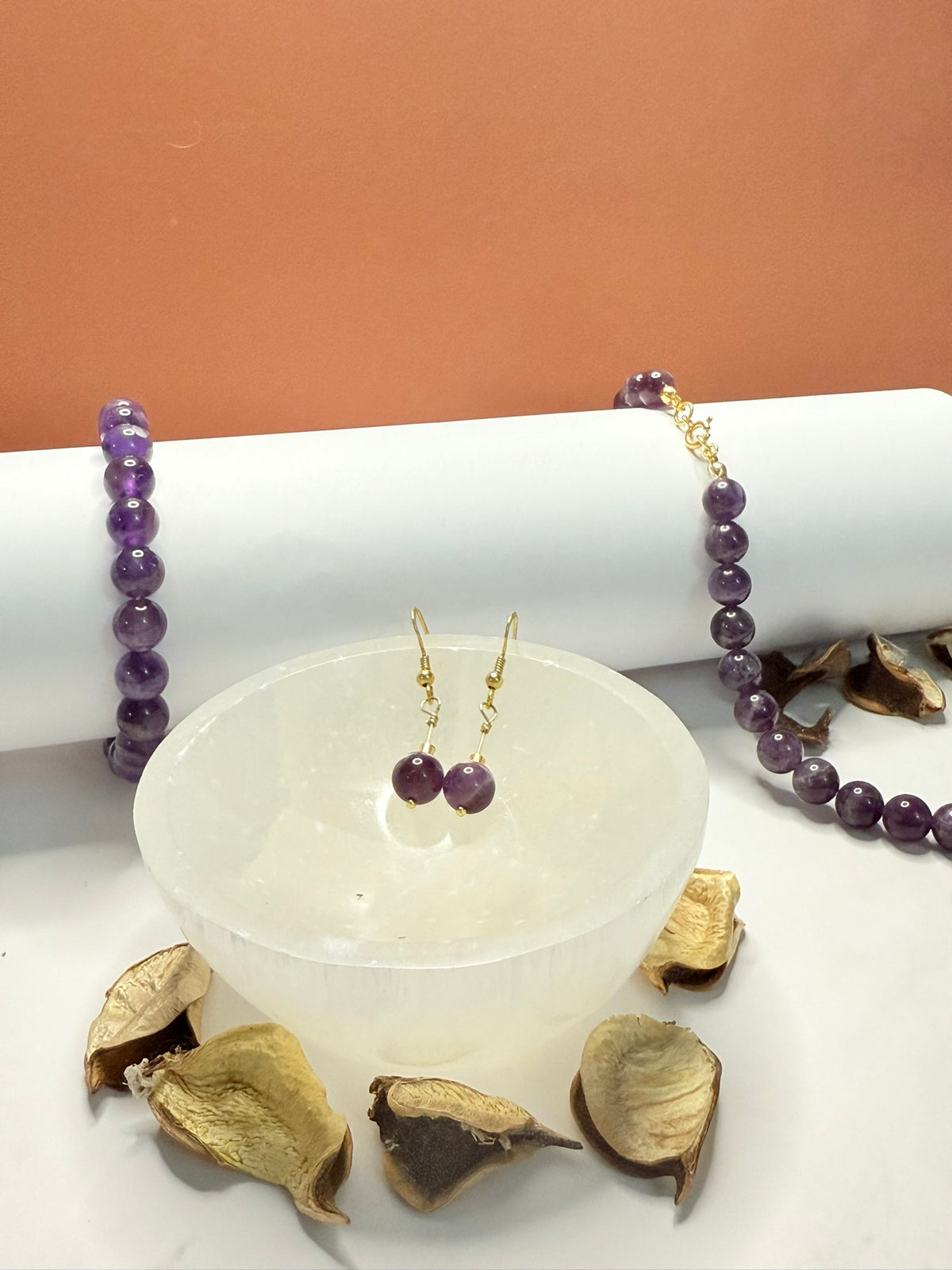 Taça de selenite com brincos, colar e pulseira de ametista em prata dourada 925 — MÖHYA Signature