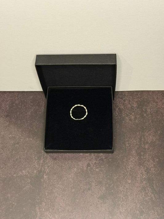 Anel LÄSSO – Prata 925 | Coleção NÄVY