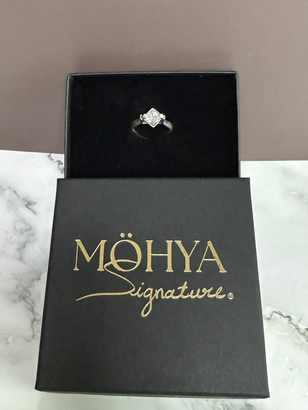 Anel PÖNTE em prata 925 na caixa MÖHYA Signature® — Coleção PÖRTUS