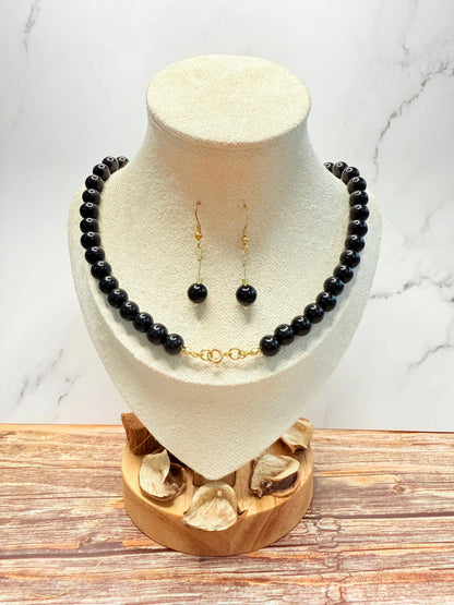 Conjunto de ónix em prata dourada — colar e brincos, MÖHYA Signature